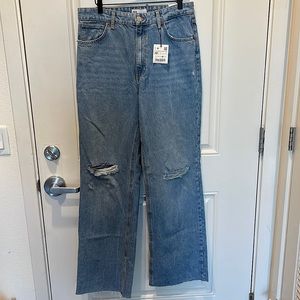 Zara medium wash jeans . US size 10.